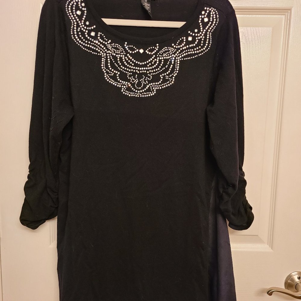 Style&Co Woman Studded Rhinestone Shark Fin Hem Knit Top 1X